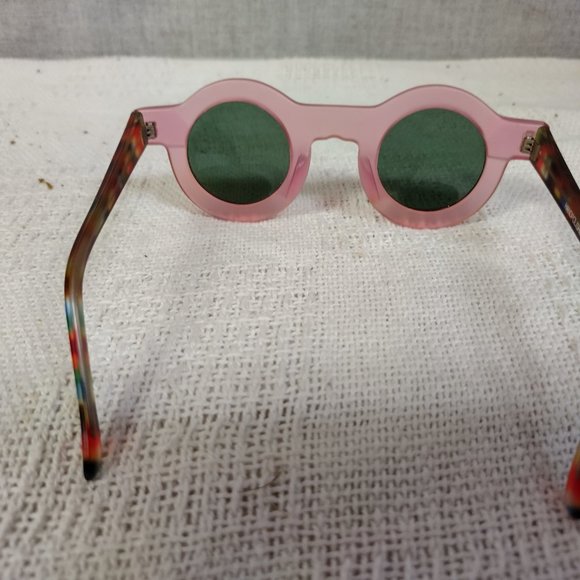 DEADSTOCK Authentic Vintage Lucite Circle Hippie Sunglasses AWESWOME AND UNIQUE main image 9